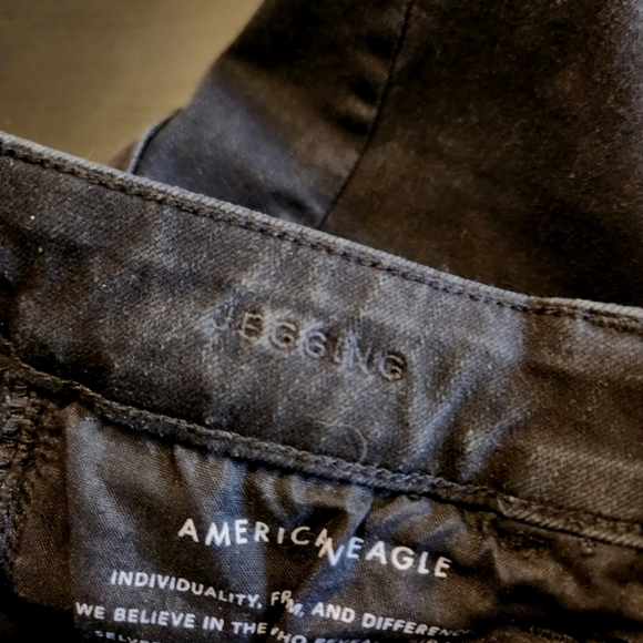 American Eagle AEO Black Hi-Rise Jeggings Ripped High Waisted Stretchy Skinny - Picture 10 of 12